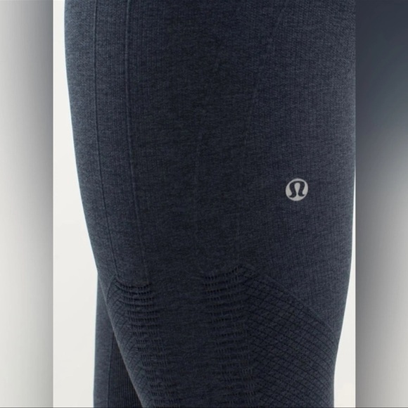 Lululemon Dark Gray in The Flow Crop Scrunch Midrise Compression Capri Leggings - Picture 2 of 16